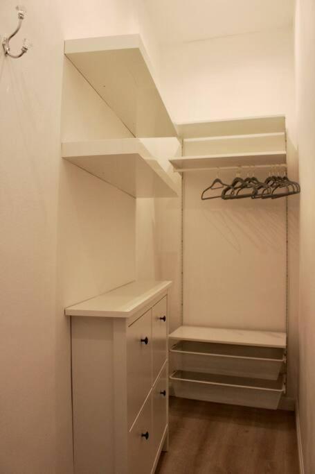 Elegant Boutique Apartment Alloggio Via Nizza Acqui Terme Exterior photo